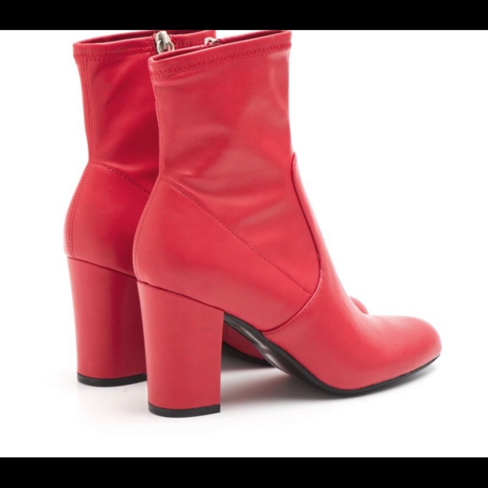 Steve Madden Red Booties 9 1/2